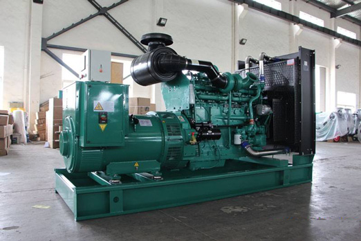 澄江320kw康明斯柴油发电车出租组图片 澄江320kw康明斯柴油发电车出租组图片